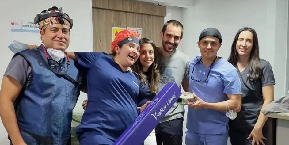 Leading the way overseas, Unstoppable in Intelligence - VitaFlow Liberty<sup>®</sup> Completed the First Implantation in Colombia